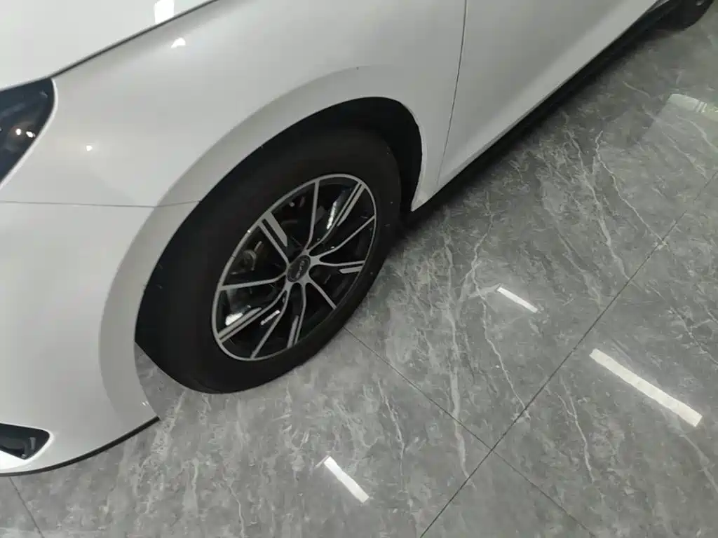 BYD Seal 06 — фото 23