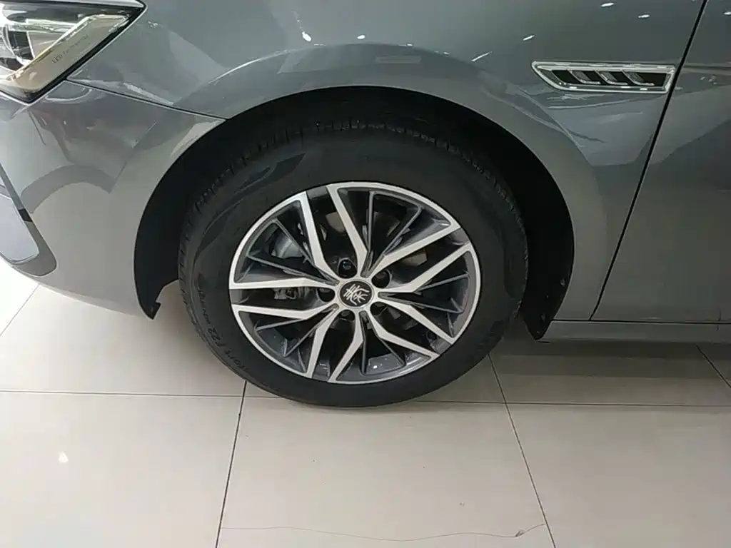 BYD Qin PLUS — фото 23