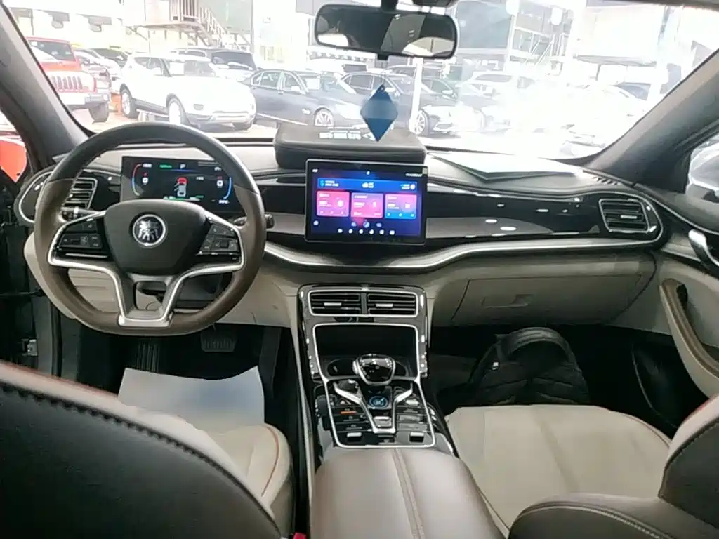 BYD Qin PLUS — фото 10