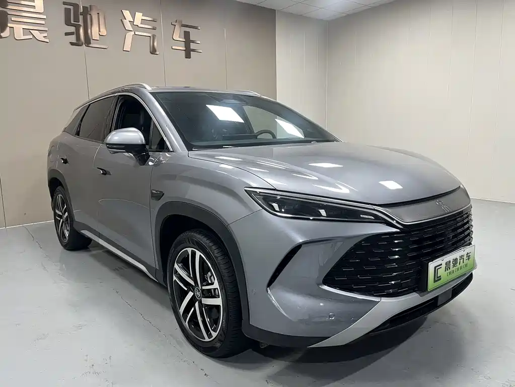 BYD L DM-i — фото 3