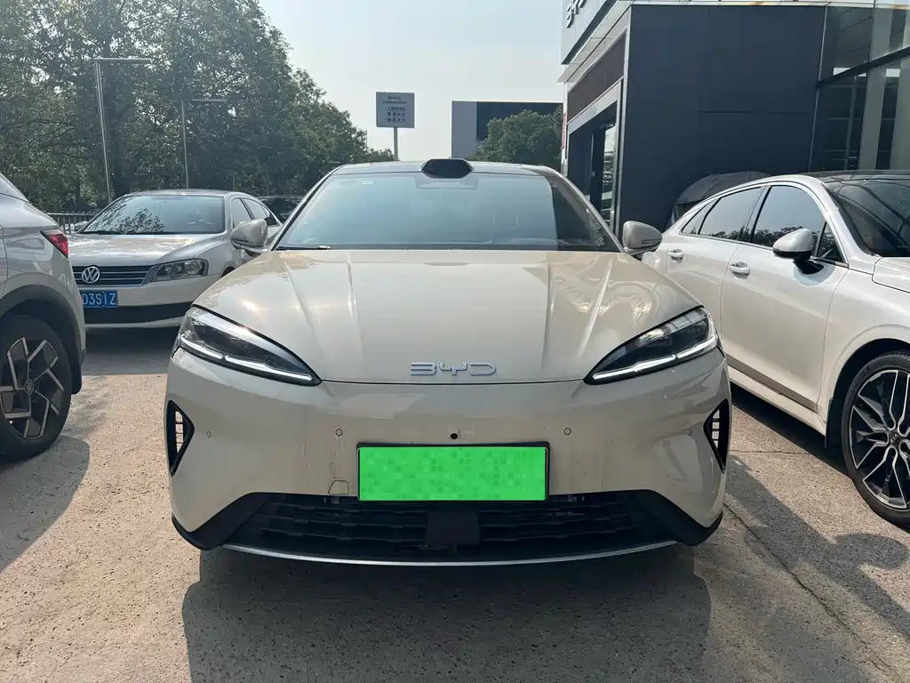 BYD Seal 07 DM-i — фото 2