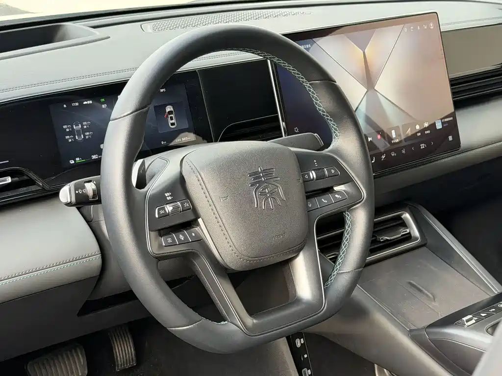 BYD Qin L — фото 4