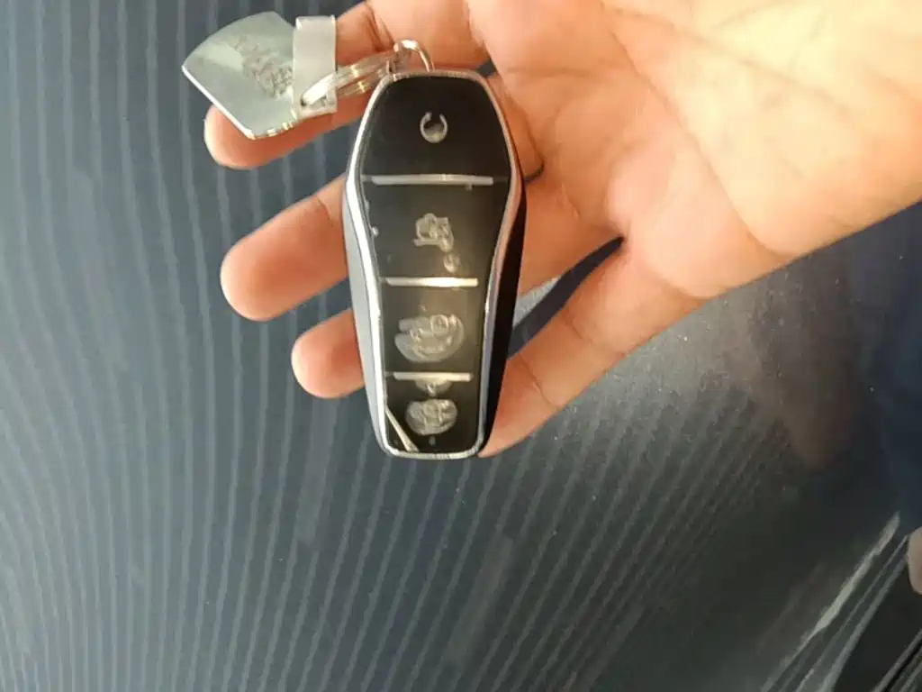BYD Seal — фото 17