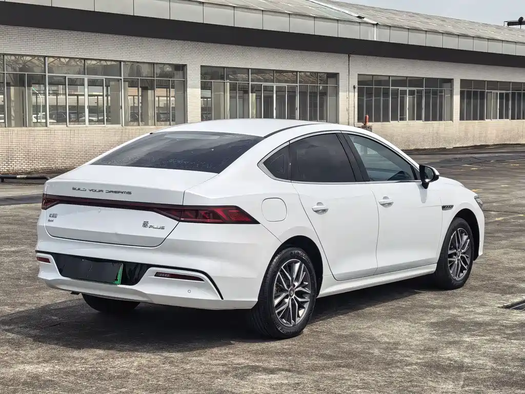 BYD Qin PLUS — фото 5