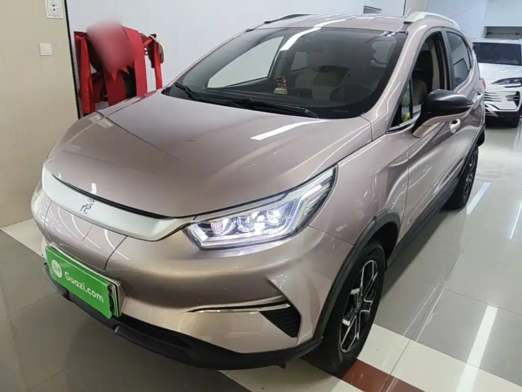 BYD Yuan Pro — фото 2