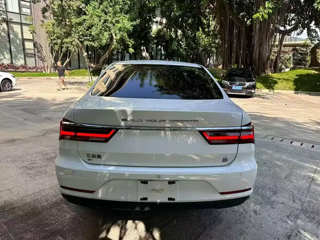 BYD Qin NEV — фото 8