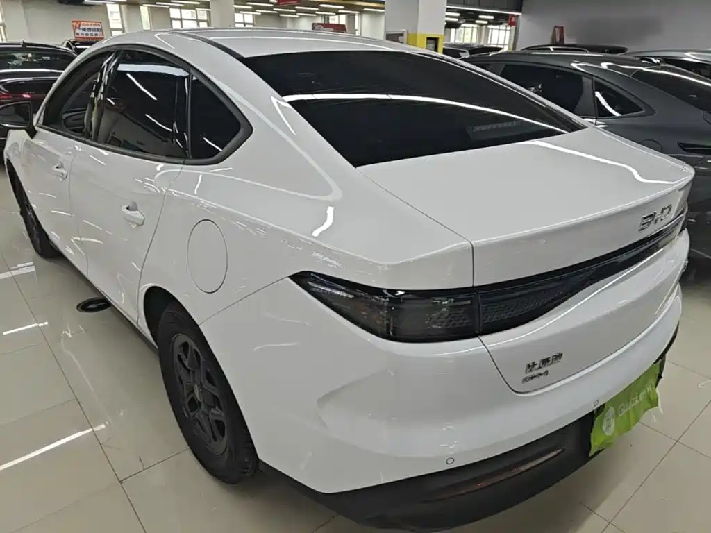 BYD Seal 05 DM-i — фото 5