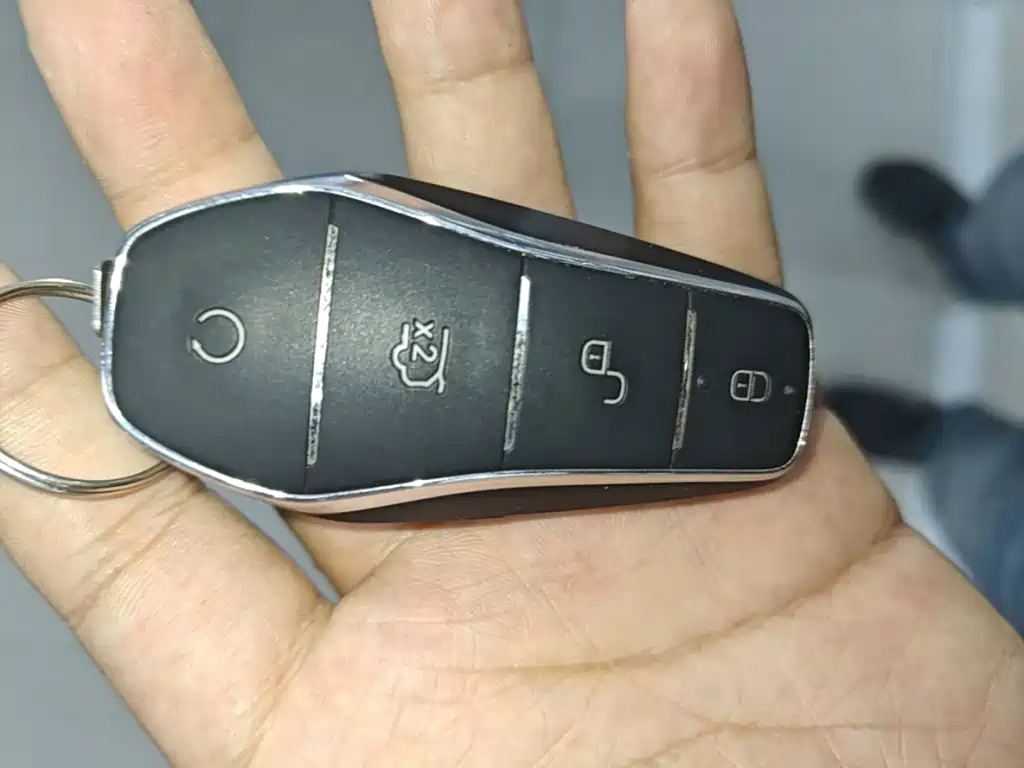 BYD Seal 05 DM-i — фото 9