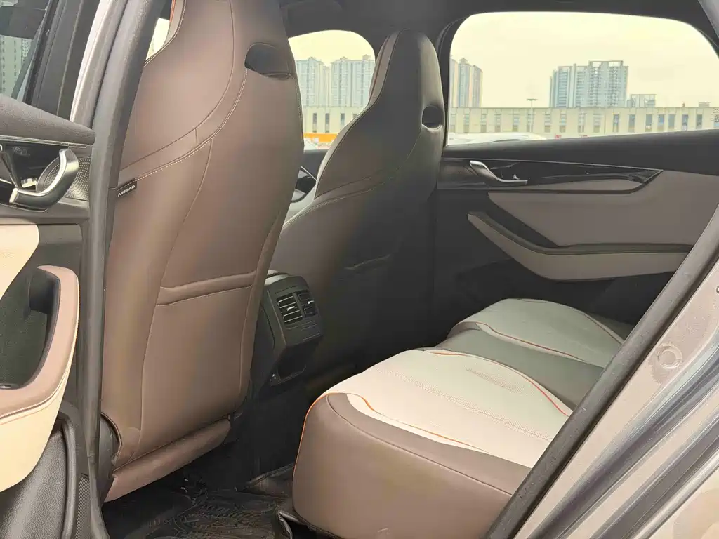 BYD Qin PLUS — фото 8