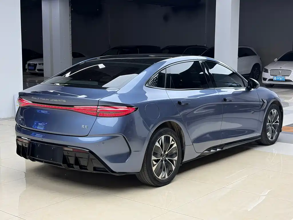BYD Seal — фото 6