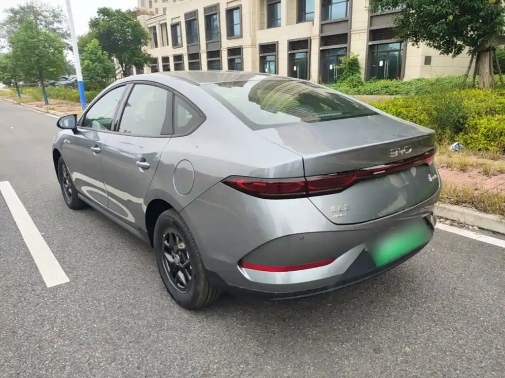 BYD Qin PLUS — фото 5