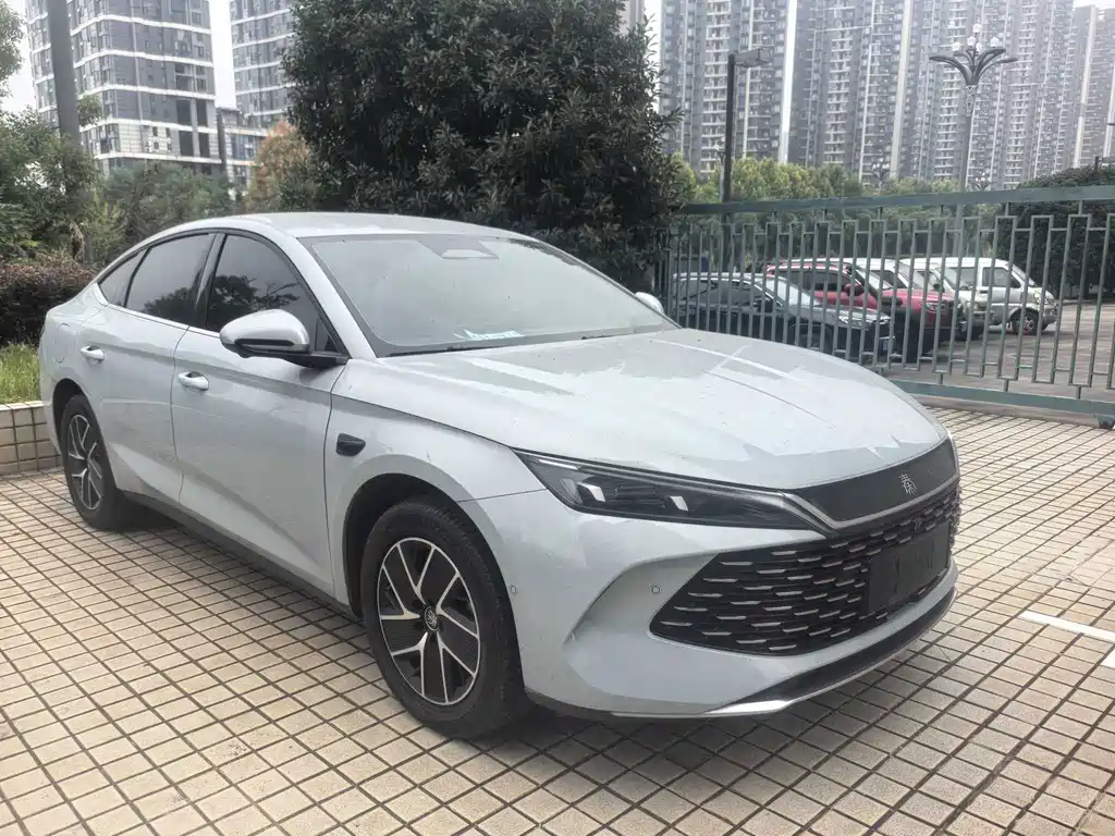 BYD Qin L — фото 3