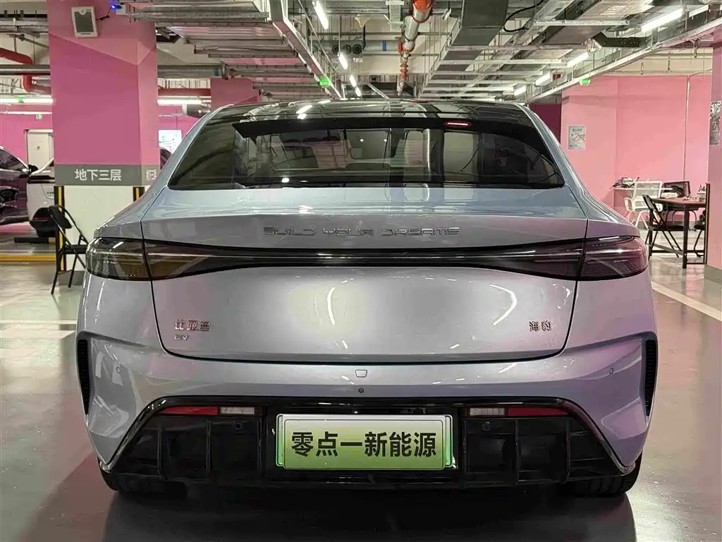 BYD Seal — фото 5