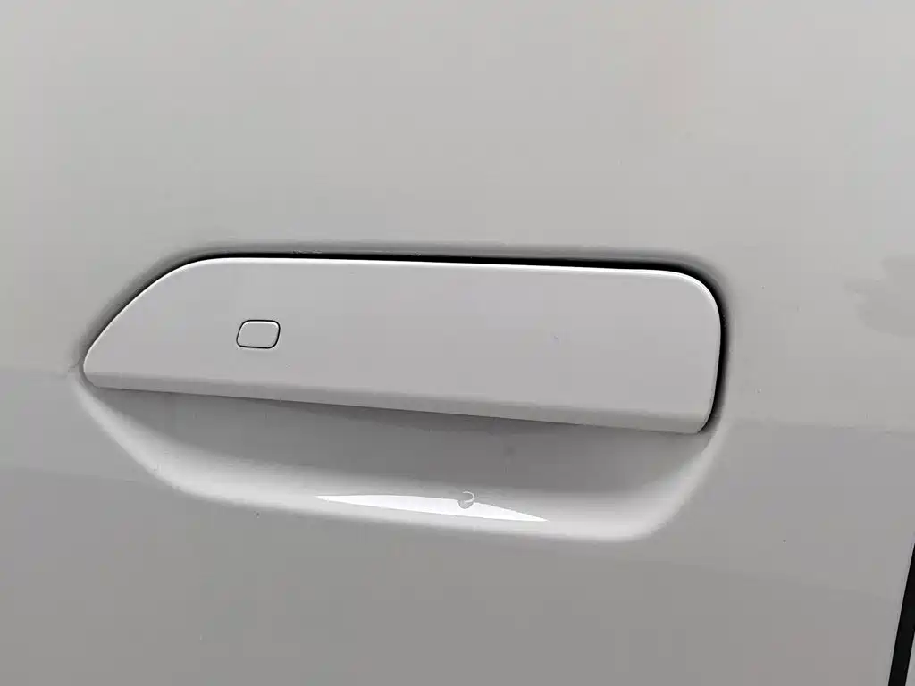 BYD Seal 06 DM-i Touring — фото 18