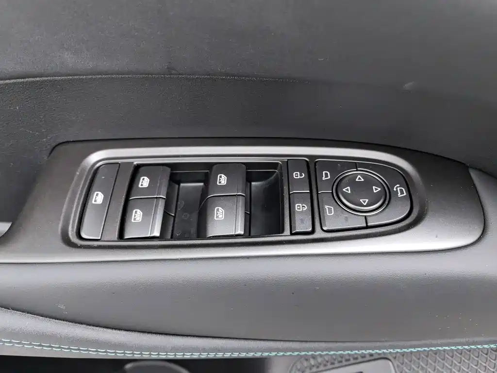 BYD Seal 06 DM-i Touring — фото 9
