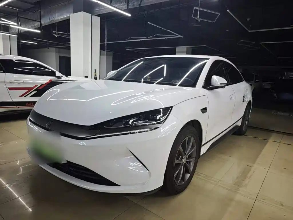 BYD Qin L — фото 2