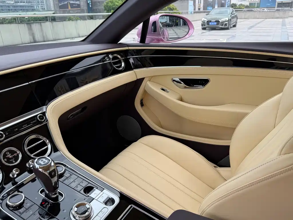 Bentley Continental — фото 14