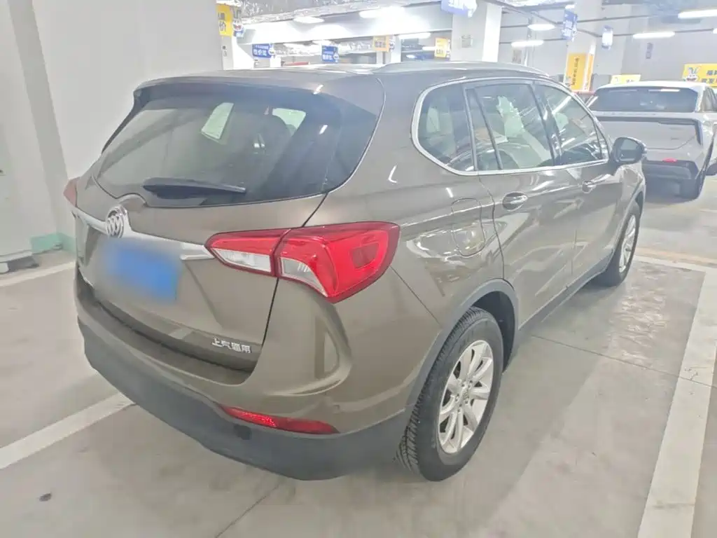 Buick Envision Plus — фото 7