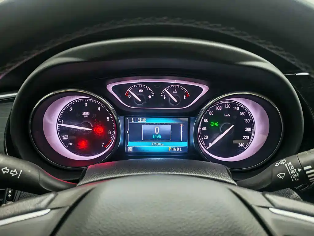 Buick Envision Plus — фото 10