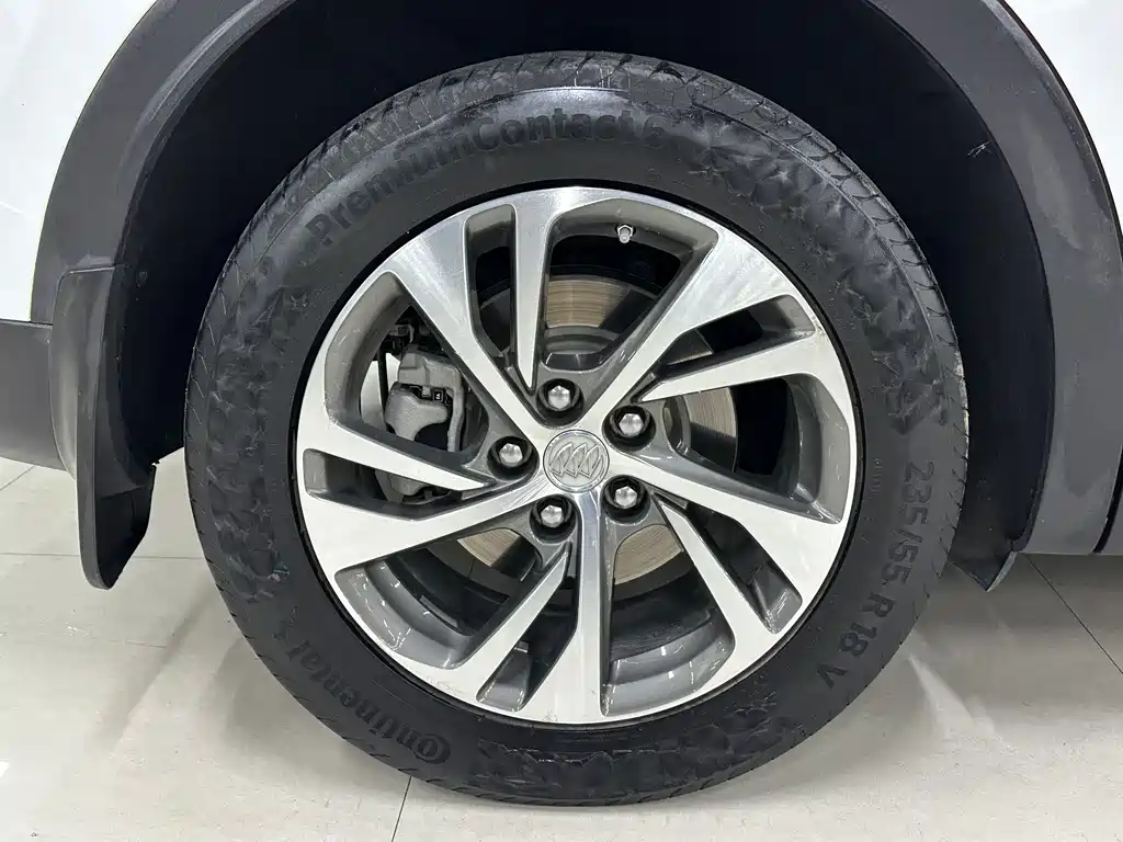 Buick Envision S — фото 10