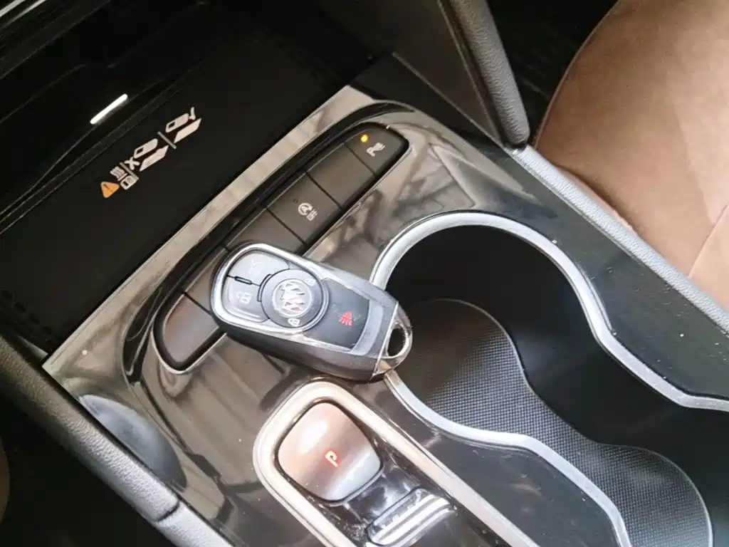 Buick Regal — фото 13