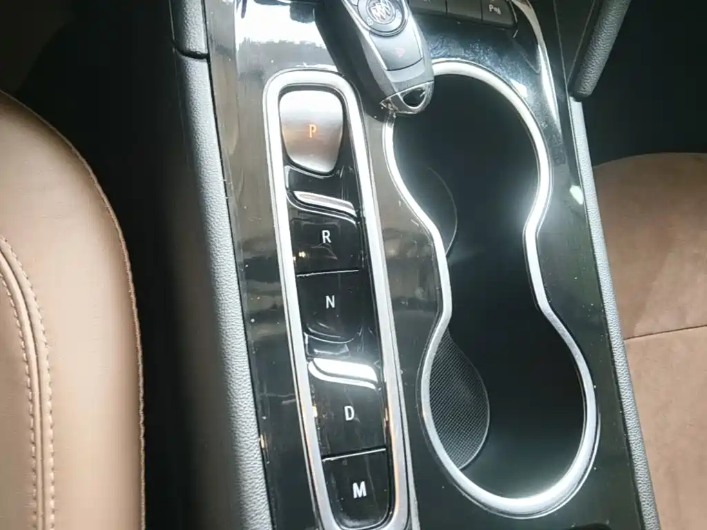 Buick Regal — фото 19