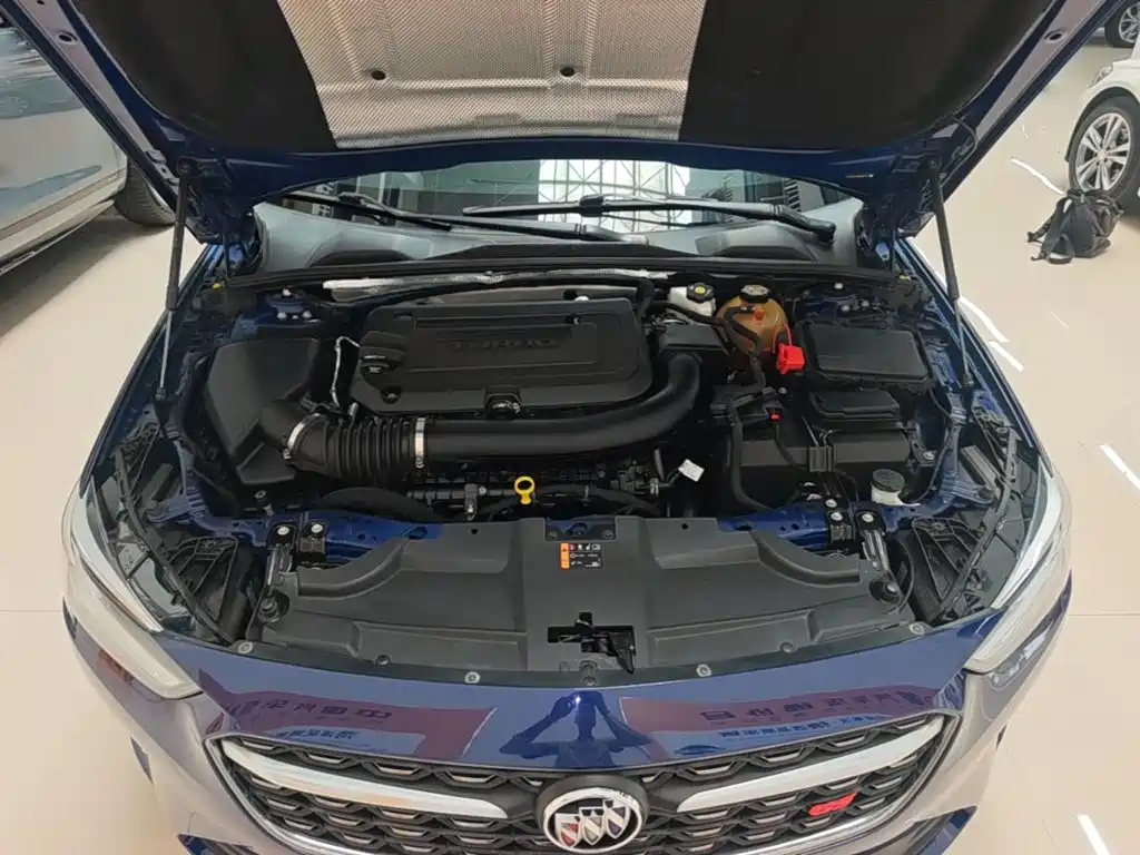 Buick Regal — фото 20