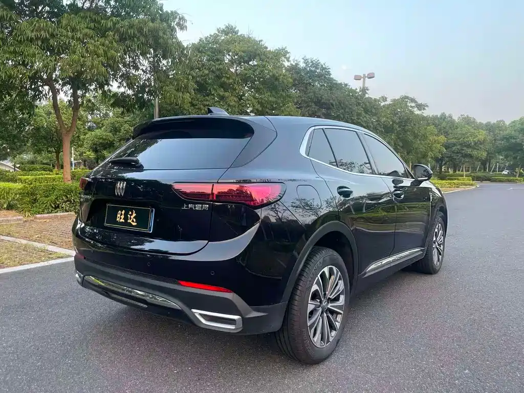 Buick Envision S — фото 8