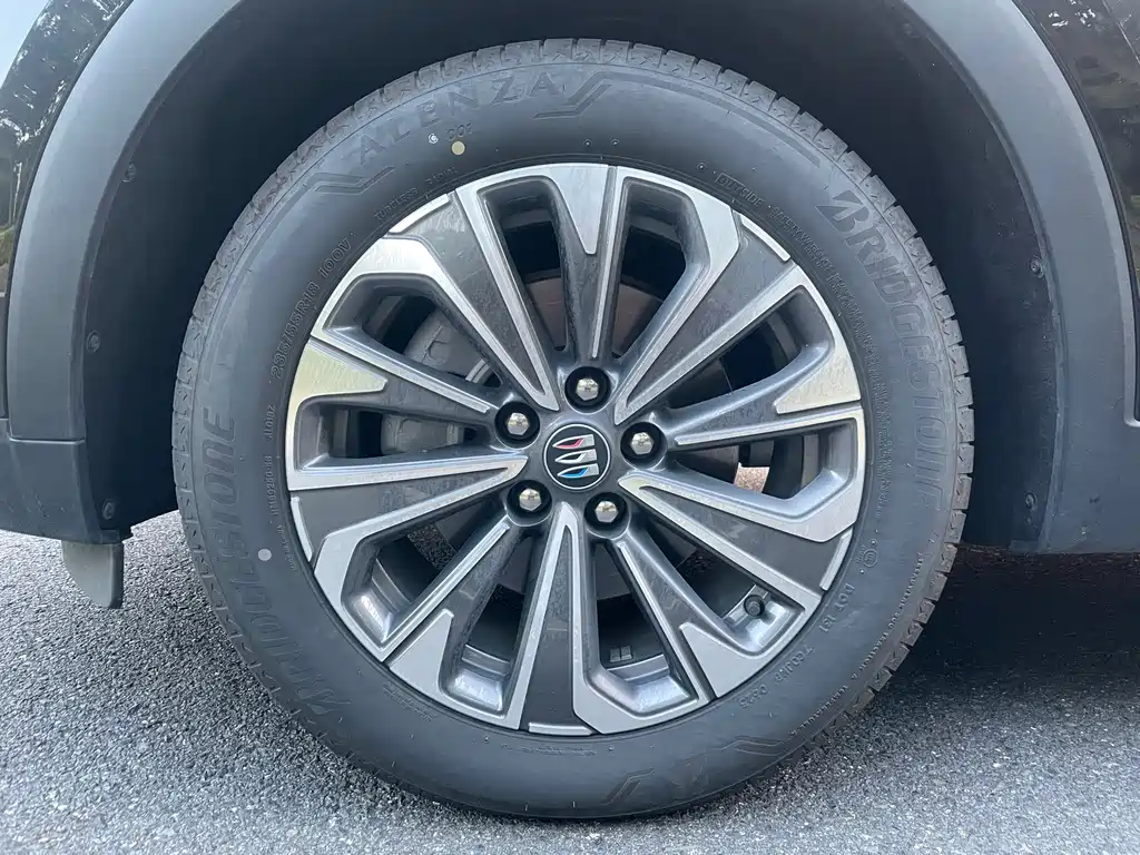 Buick Envision S — фото 10