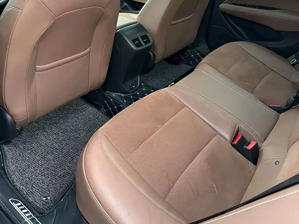 Buick Regal — фото 13