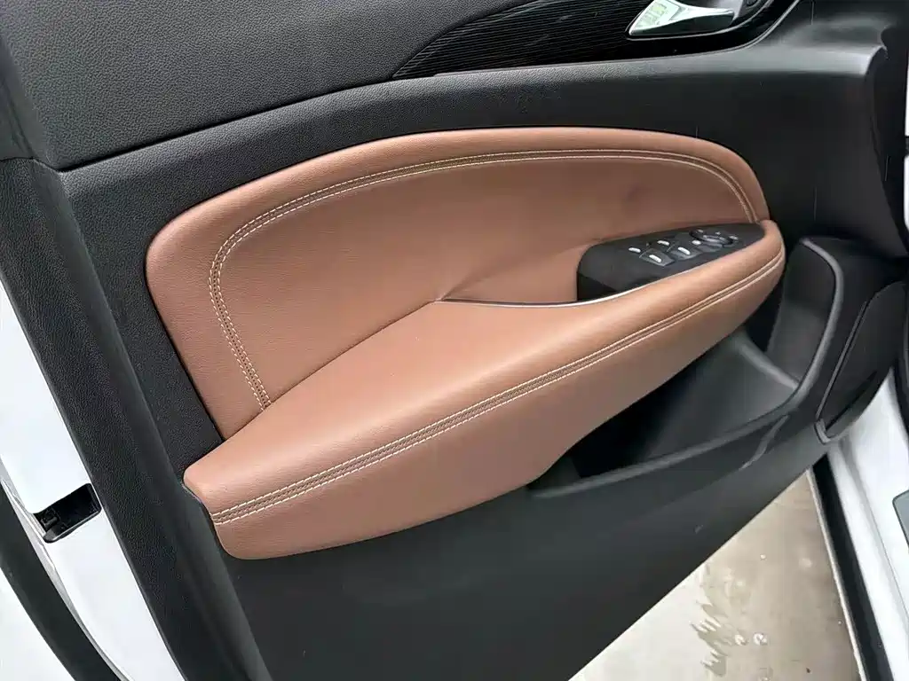 Buick Regal — фото 5