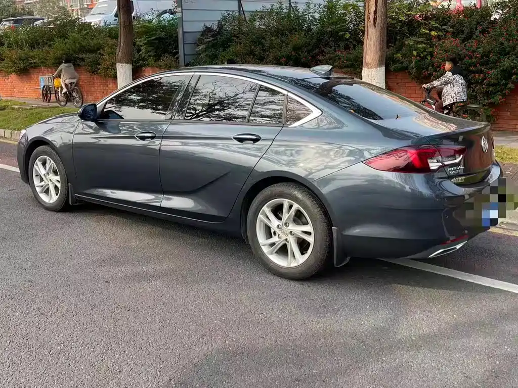 Buick Regal — фото 7