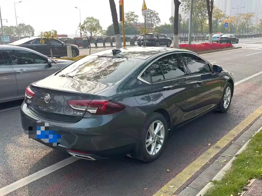 Buick Regal — фото 9