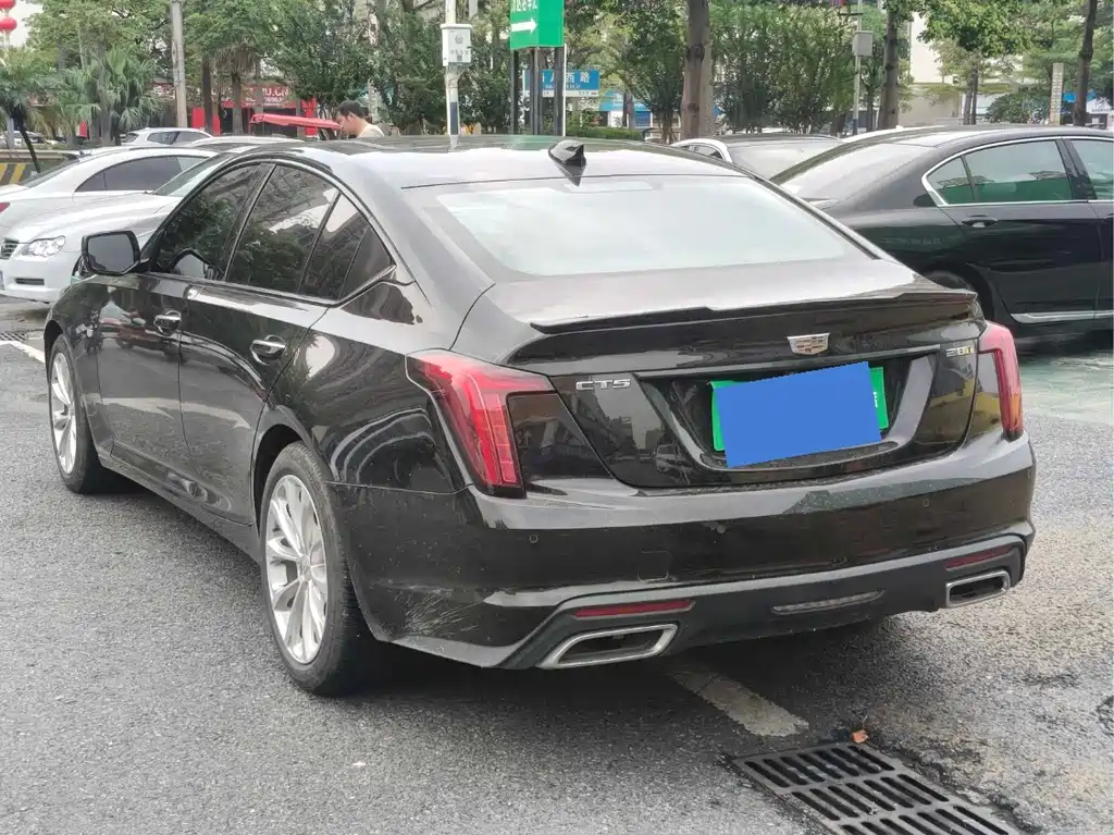 Cadillac CT5 — фото 4