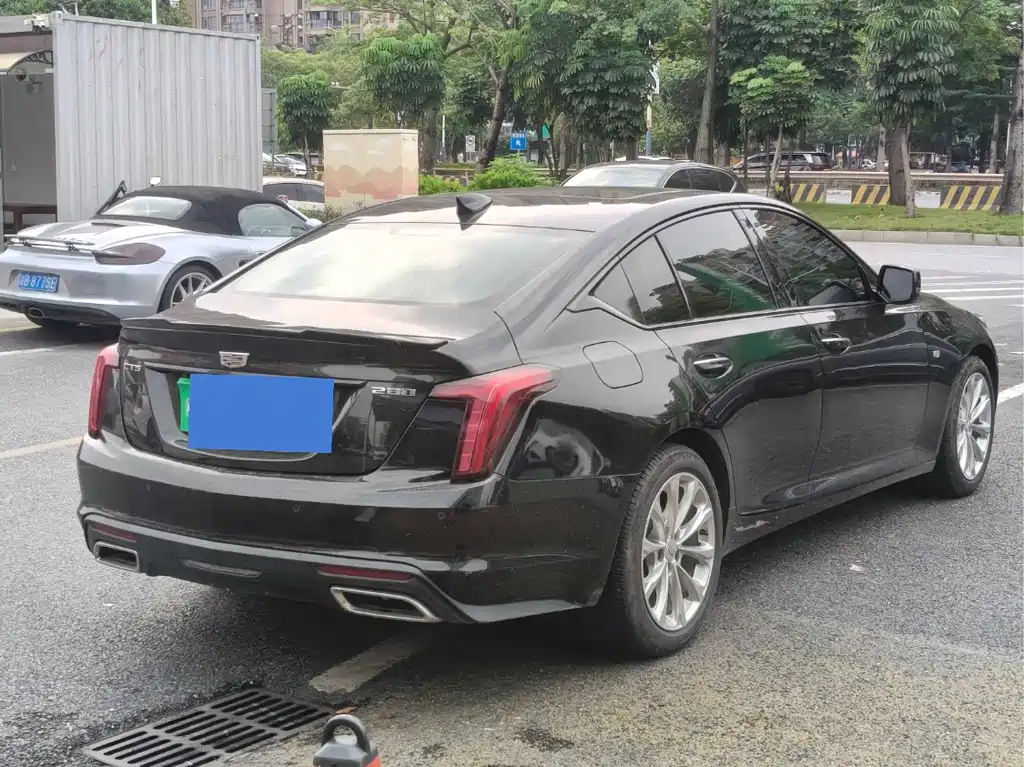 Cadillac CT5 — фото 5