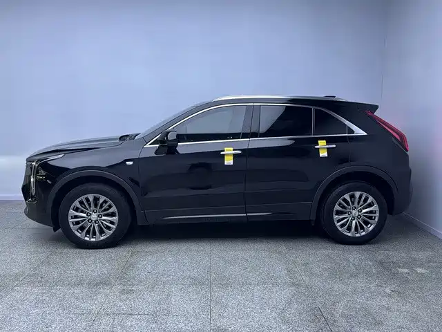 Cadillac XT4 — фото 10