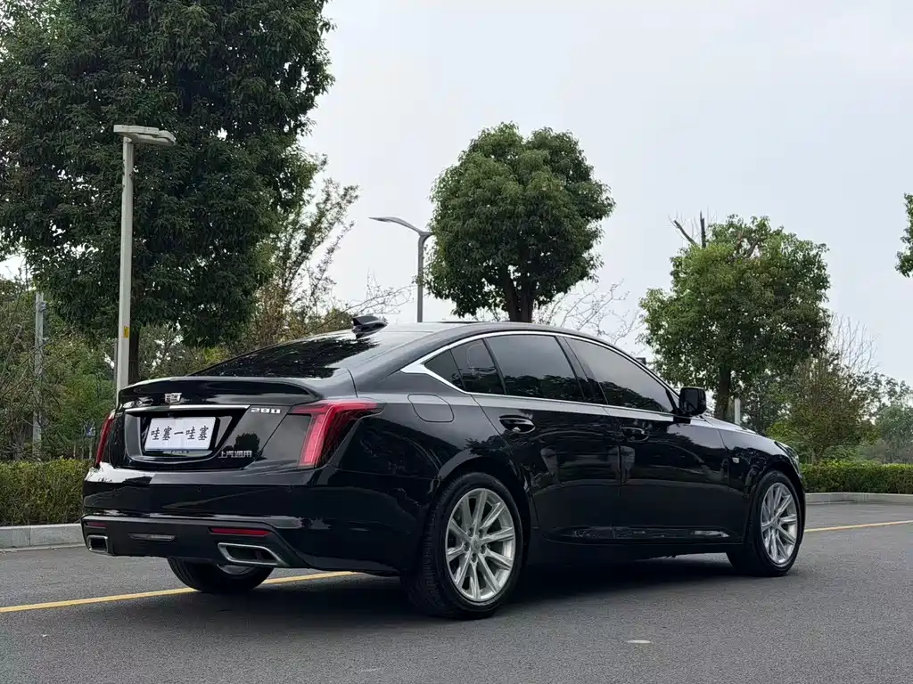 Cadillac CT5 — фото 4