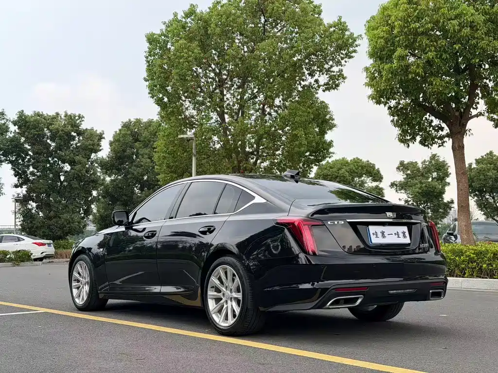 Cadillac CT5 — фото 6