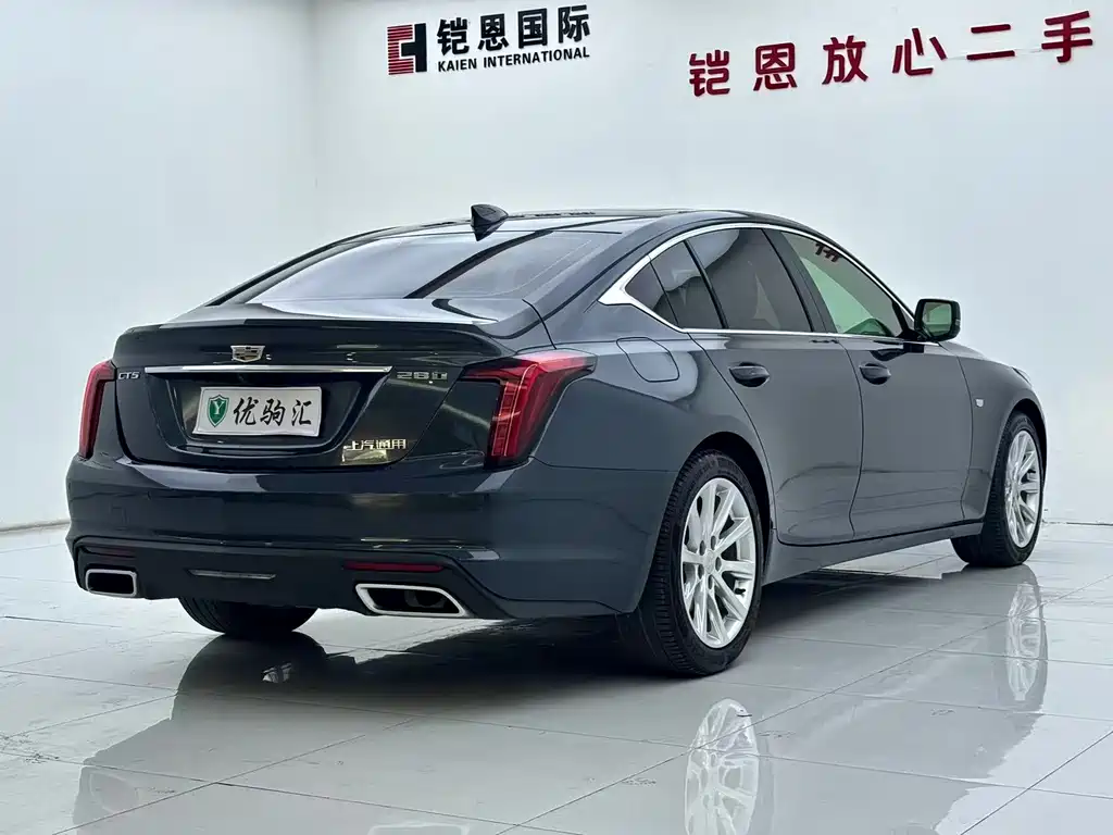 Cadillac CT5 — фото 4