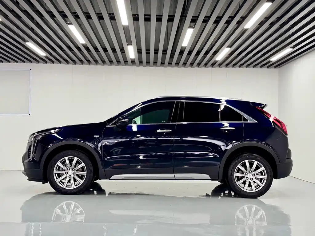 Cadillac XT4 — фото 4