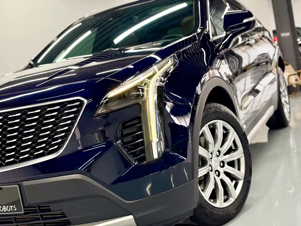 Cadillac XT4 — фото 9