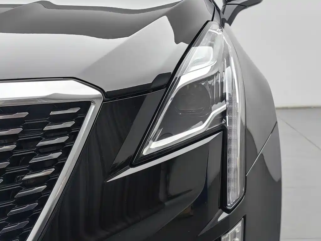 Cadillac XT5 — фото 7
