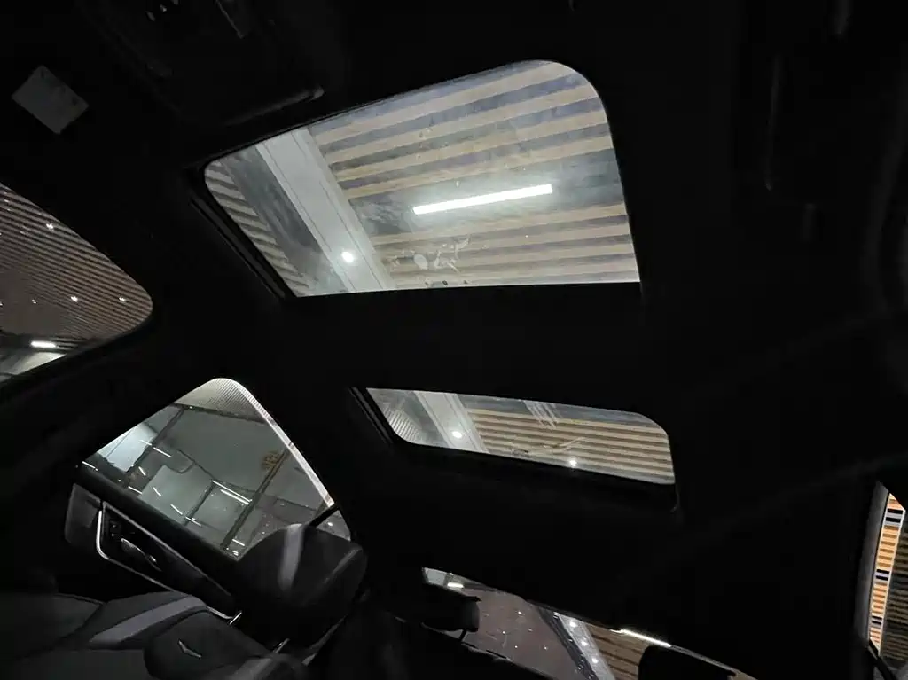 Cadillac CT5 — фото 6