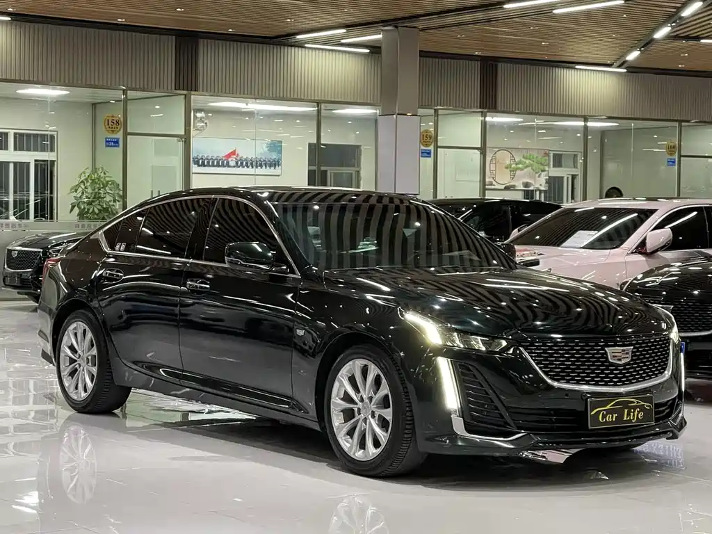 Cadillac CT5 — фото 3