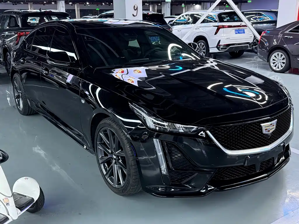 Cadillac CT5 — фото 3