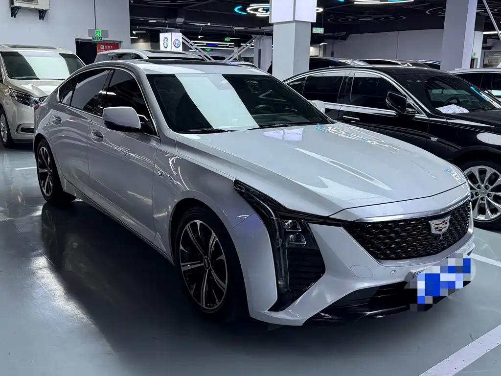 Cadillac CT5 — фото 3