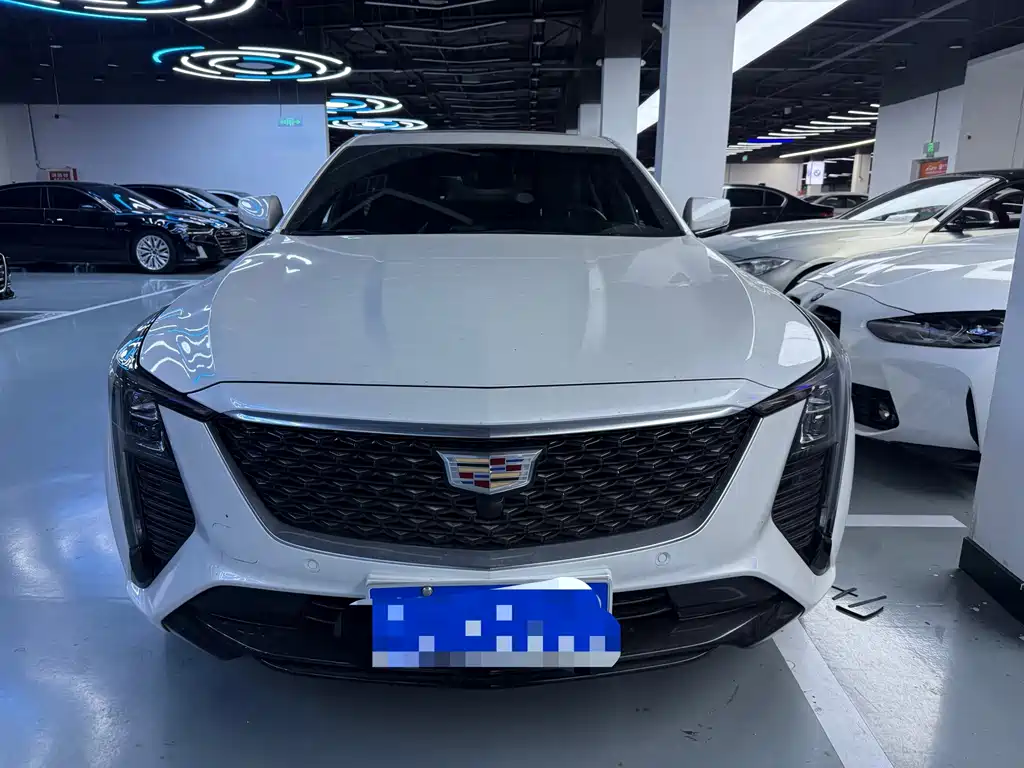 Cadillac CT5 — фото 2