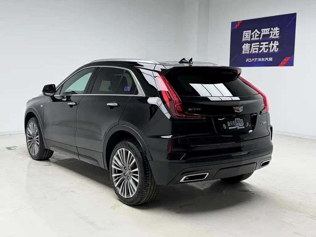 Cadillac XT4 — фото 6