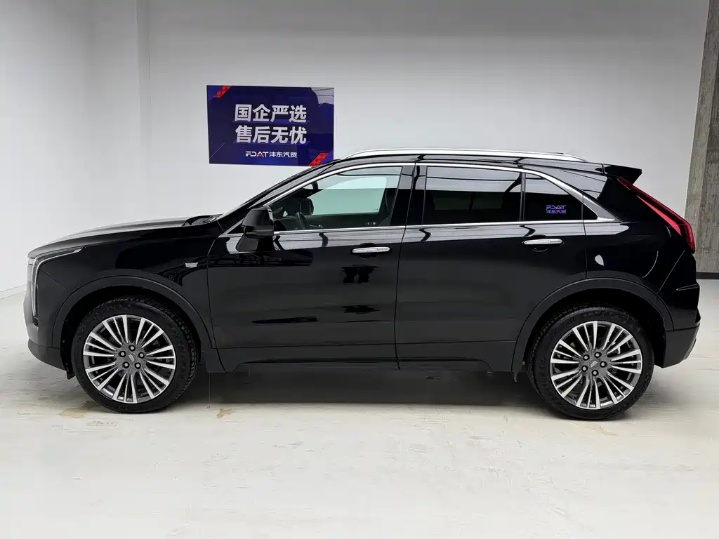 Cadillac XT4 — фото 9