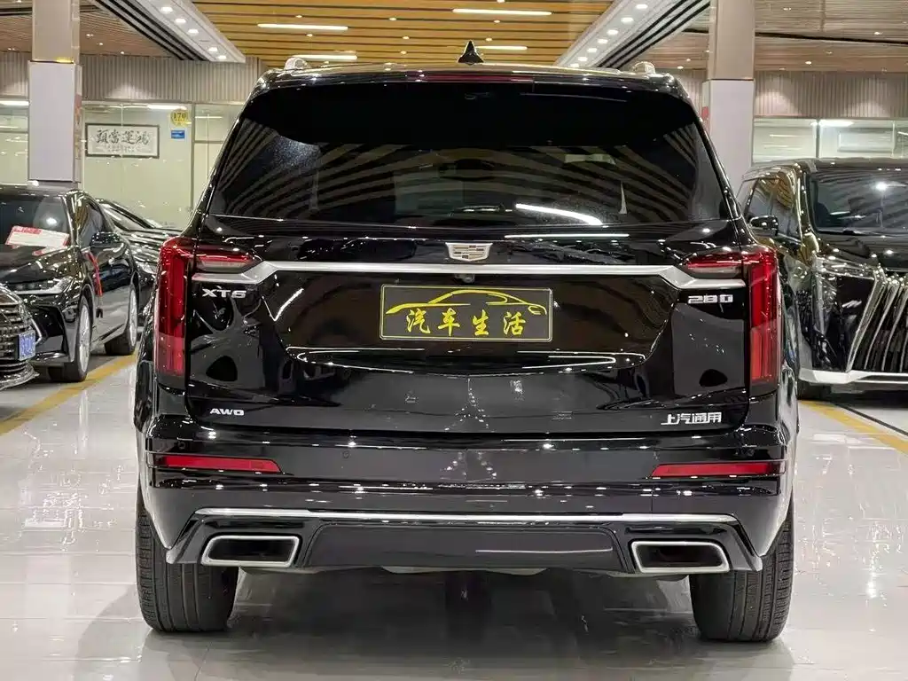 Cadillac XT6 — фото 8